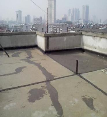 金堂漏水维修 楼顶漏水是什么原因，楼顶漏水维修方法是什么?